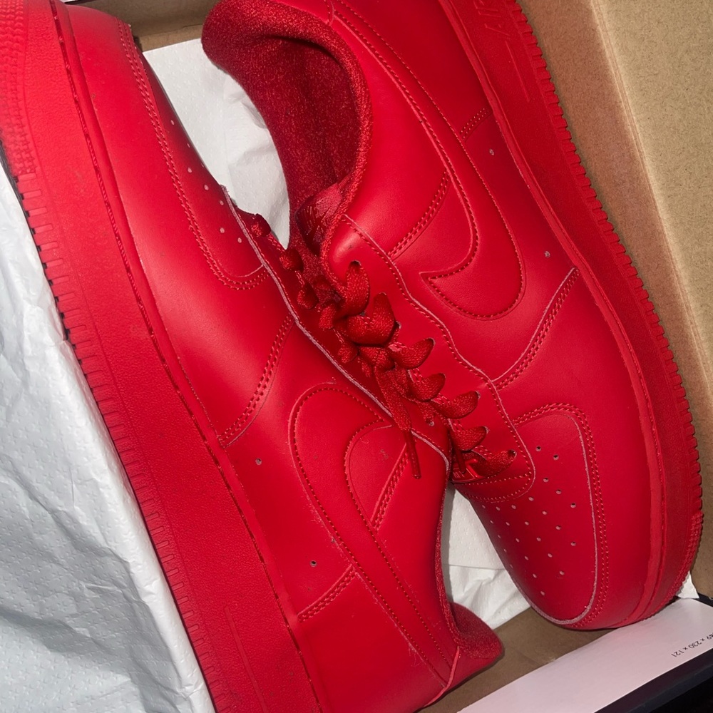 Nike Air Force 1 '07 LV8 1